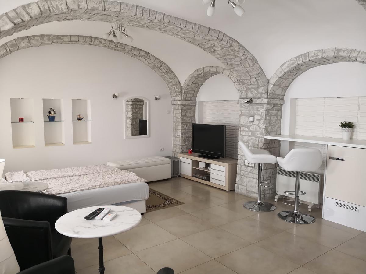 Apartment Zemun Old Town Center Belgrád Kültér fotó