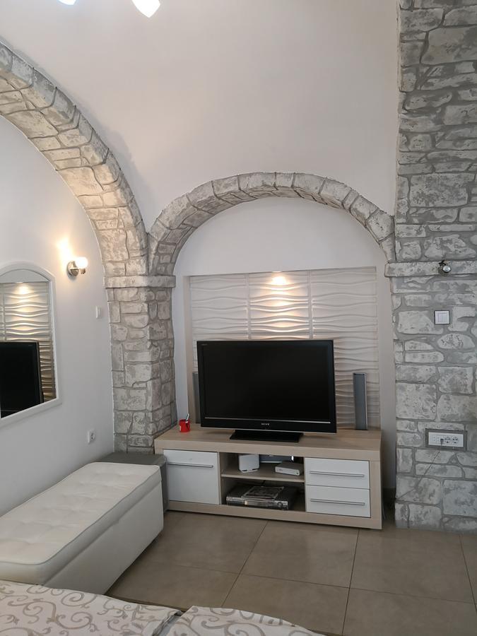 Apartment Zemun Old Town Center Belgrád Kültér fotó