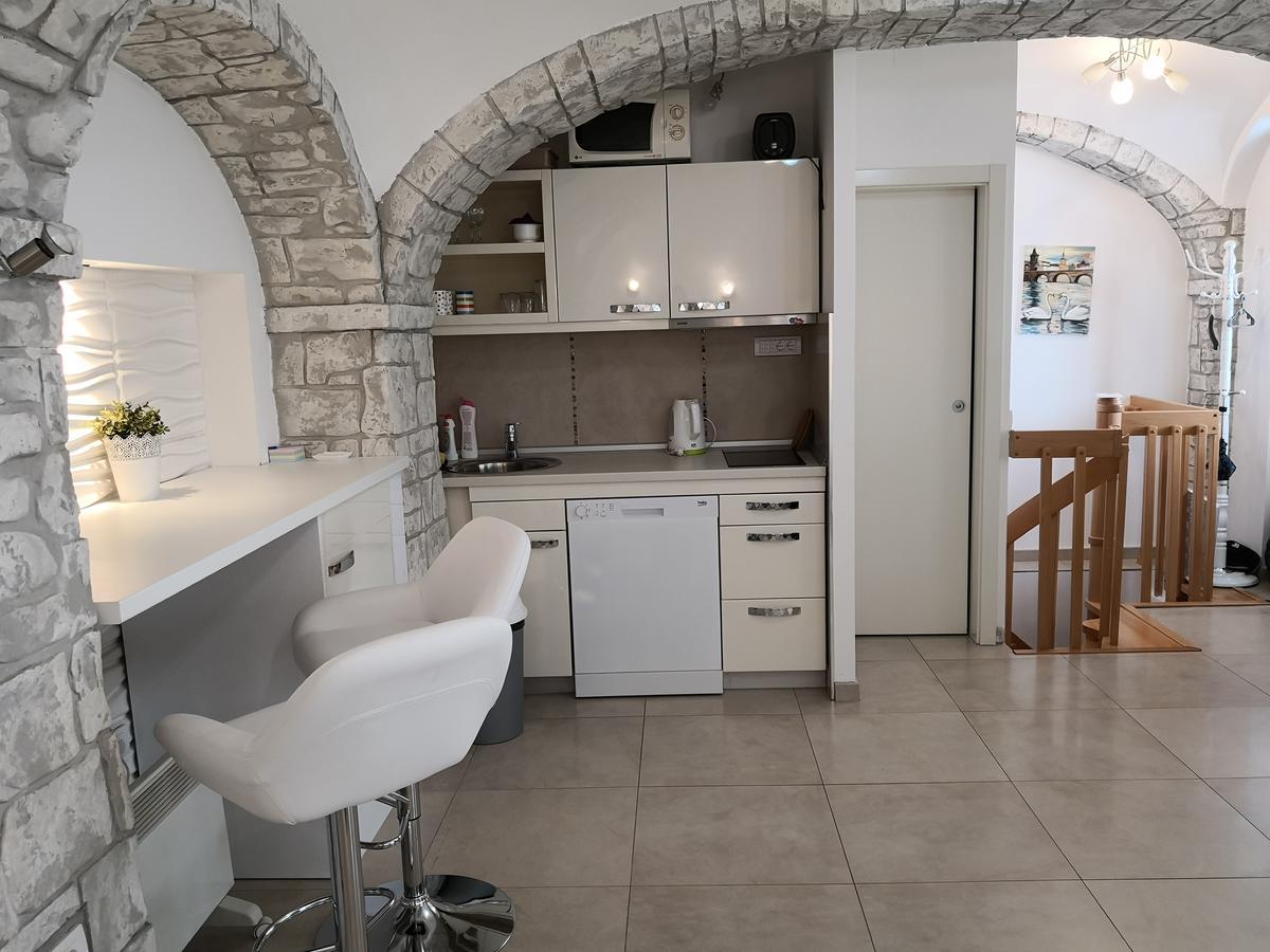 Apartment Zemun Old Town Center Belgrád Kültér fotó