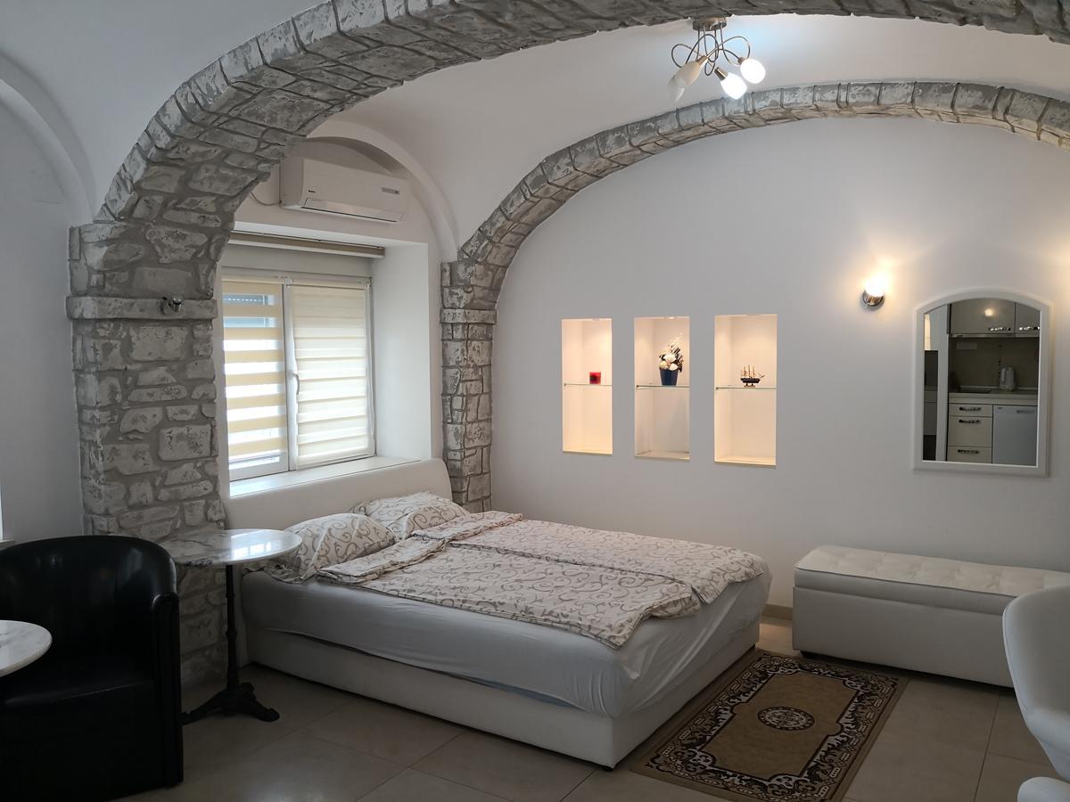 Apartment Zemun Old Town Center Belgrád Kültér fotó